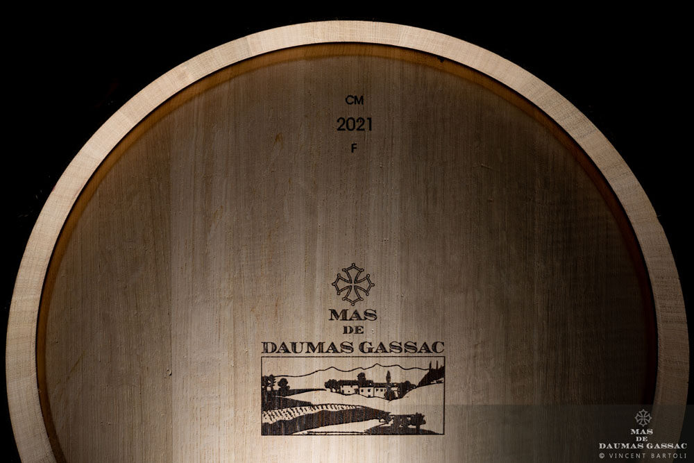 MasdeDaumasGassac Barriques c Vincent BARTOLI (10)